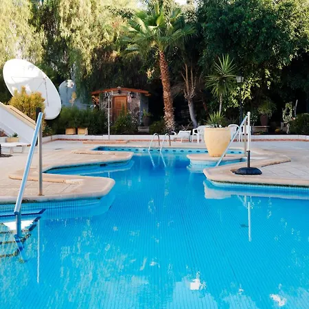 Windsor Pool *